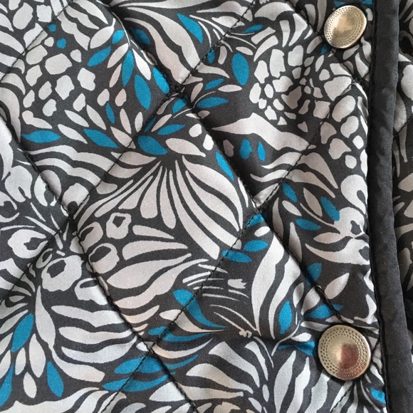 Croft & Barrow Quilted Snap Front Vest - Picture 2 of 5